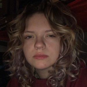 Meet your Posher, Abbey